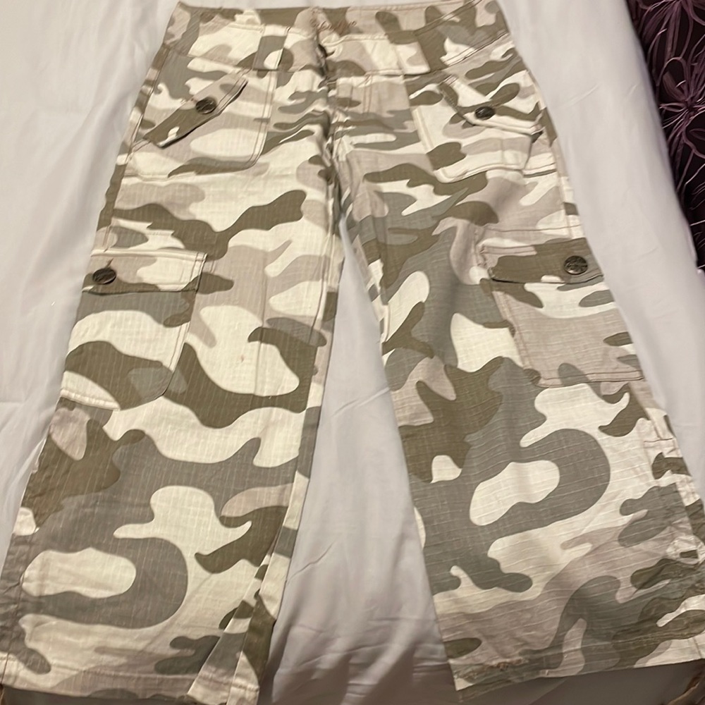 $4/$25 Capri pants